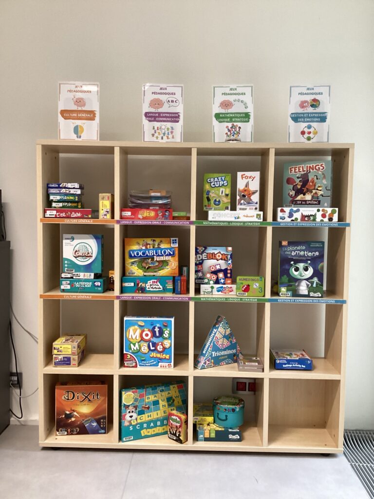 meubles jeux pédagogiques